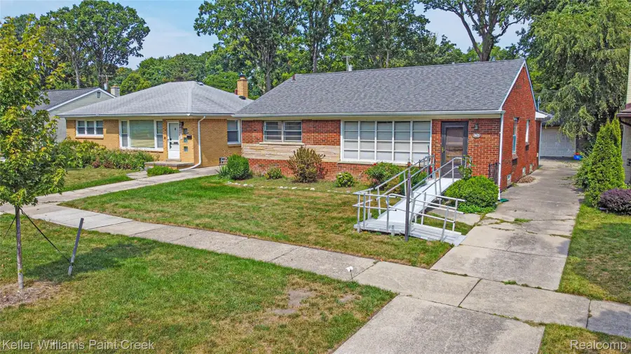 2425 Derby Road, Troy, MI 48084 - #2
