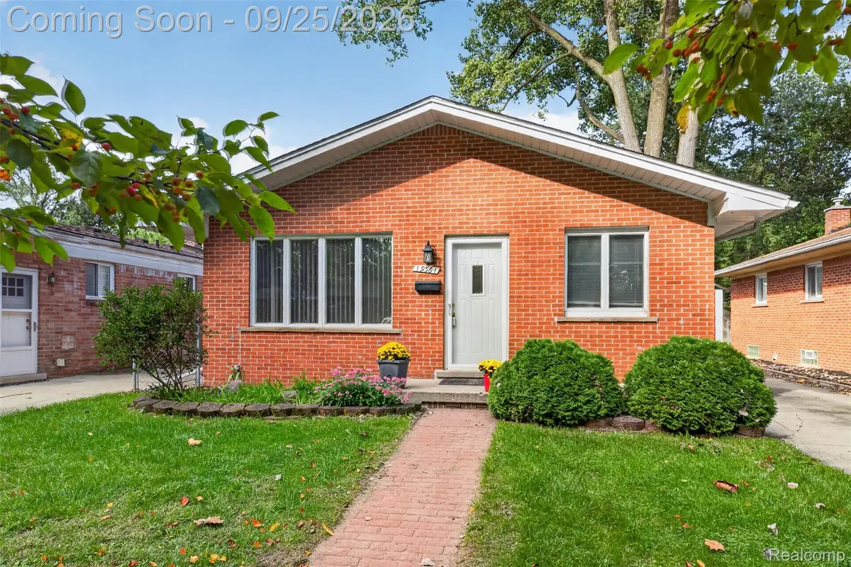 19361 Saint Francis Street, Livonia, MI 48152 - #1