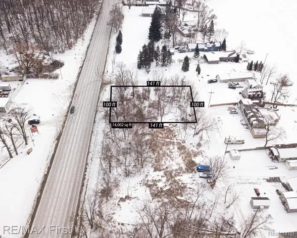 000 Dixie Hwy, Clarkston, MI 48348