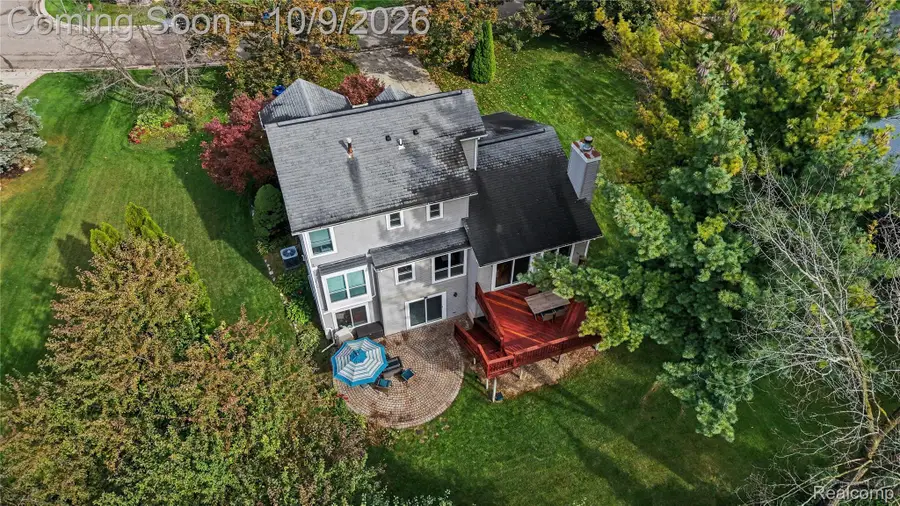 6113 Lake Waldon Drive, Clarkston, MI 48346 - #2