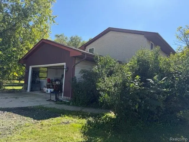 1643 Nicholson Road, Fowlerville, MI 48836 - #2