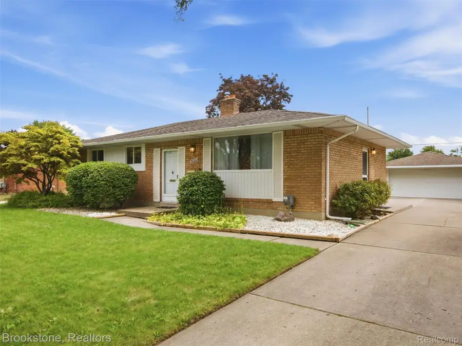 36222 Woodingham Street, Clinton Township, MI 48035 - #3