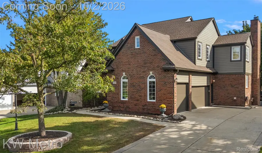 3379 Seminole Court, Rochester Hills, MI 48309 - #3
