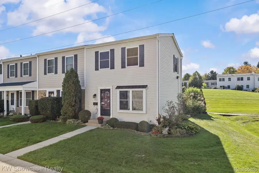 1151 Marquette Court, Rochester Hills, MI 48307 - #3