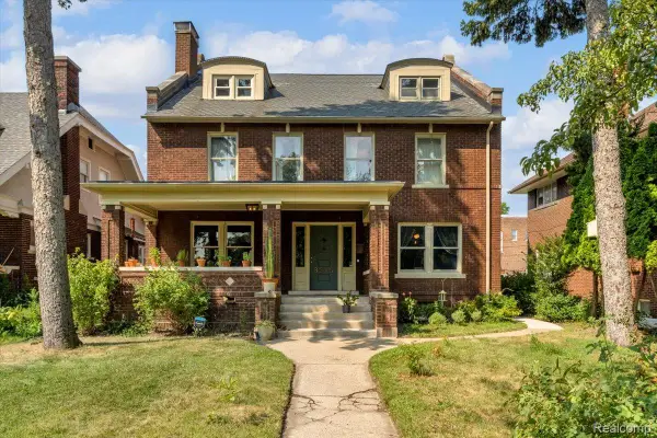 3515 Burns Street, Detroit, MI 48214