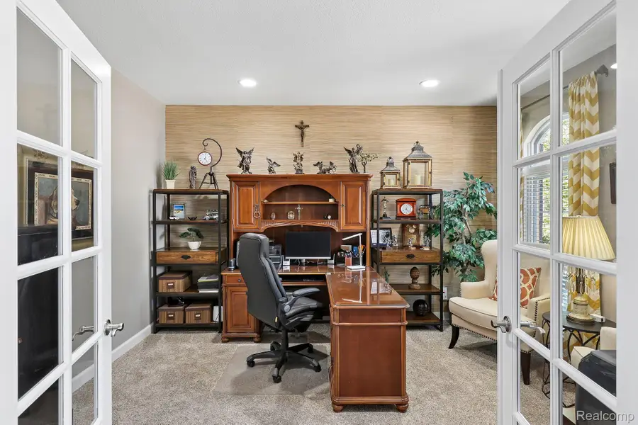 4960 W Stonegate Circle W, Orion, MI 48359 - #2