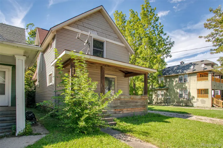 224 S Pennsylvania Avenue, Lansing, MI 48912 - #3