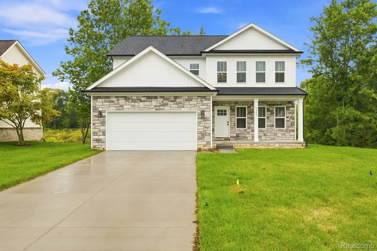 6149 Woodridge Lane, Grand Blanc, MI 48439 - #1