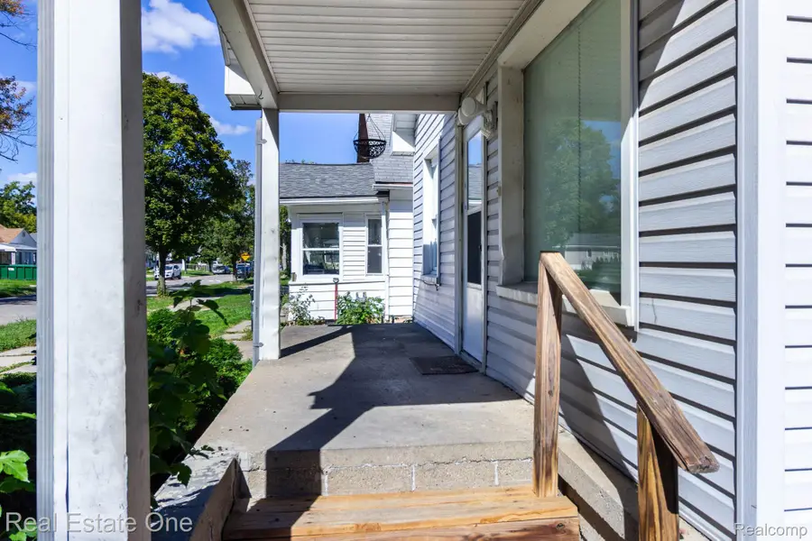 6390 Vaughan Street, Detroit, MI 48228 - #3