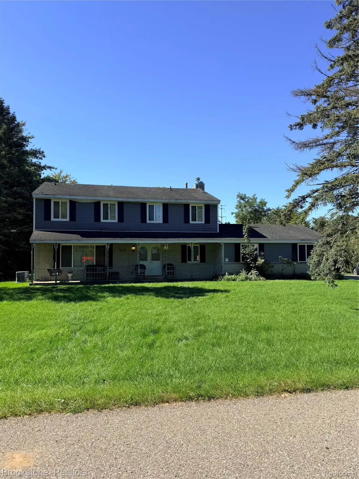 1300 Thread Valley, Holly, MI 48442 - #1