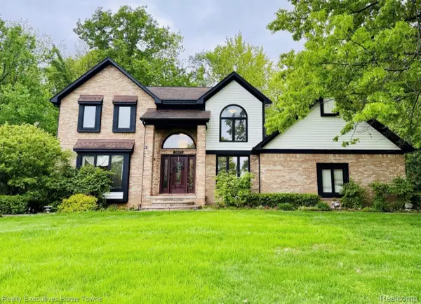 5997 Christina Drive, WestBloomfield, MI 48324