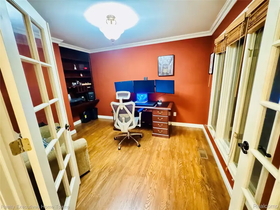 5997 Christina Drive, West Bloomfield, MI 48324 - #3