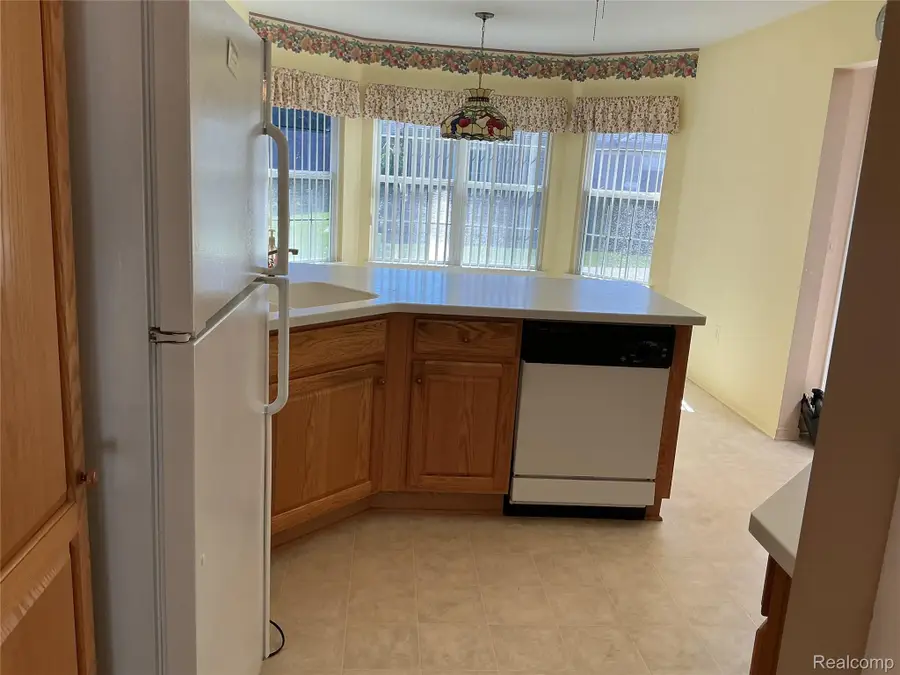 41370 Greenspire Drive, Clinton, MI 48038 - #3