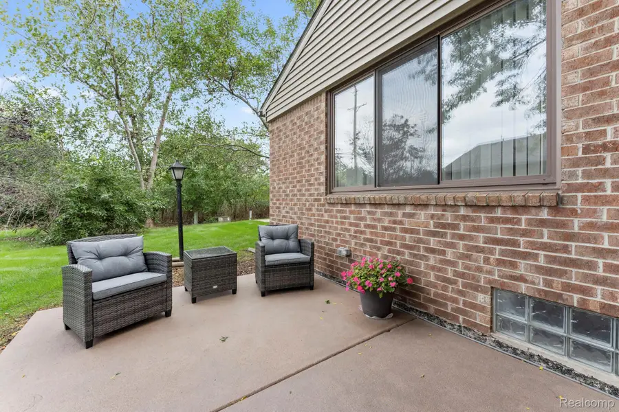 27024 Winchester Street #11, Brownstown, MI 48183 - #3
