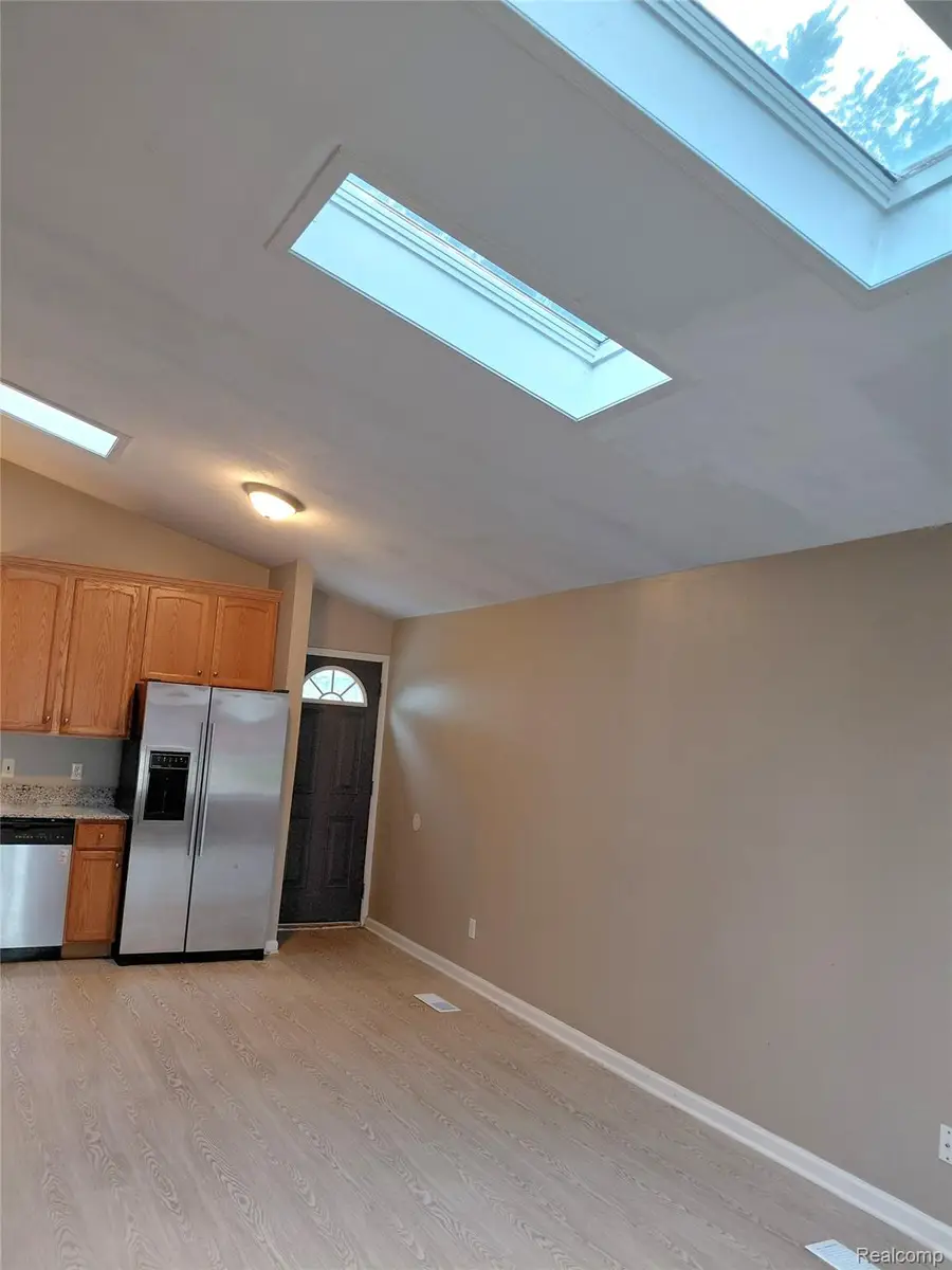 30933 Grandview Avenue, Westland, MI 48186 - #3