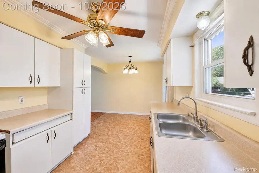 207 East Road, Holly, MI 48442 - #2