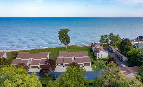 7214 2nd Street, Lakeport, MI 48059