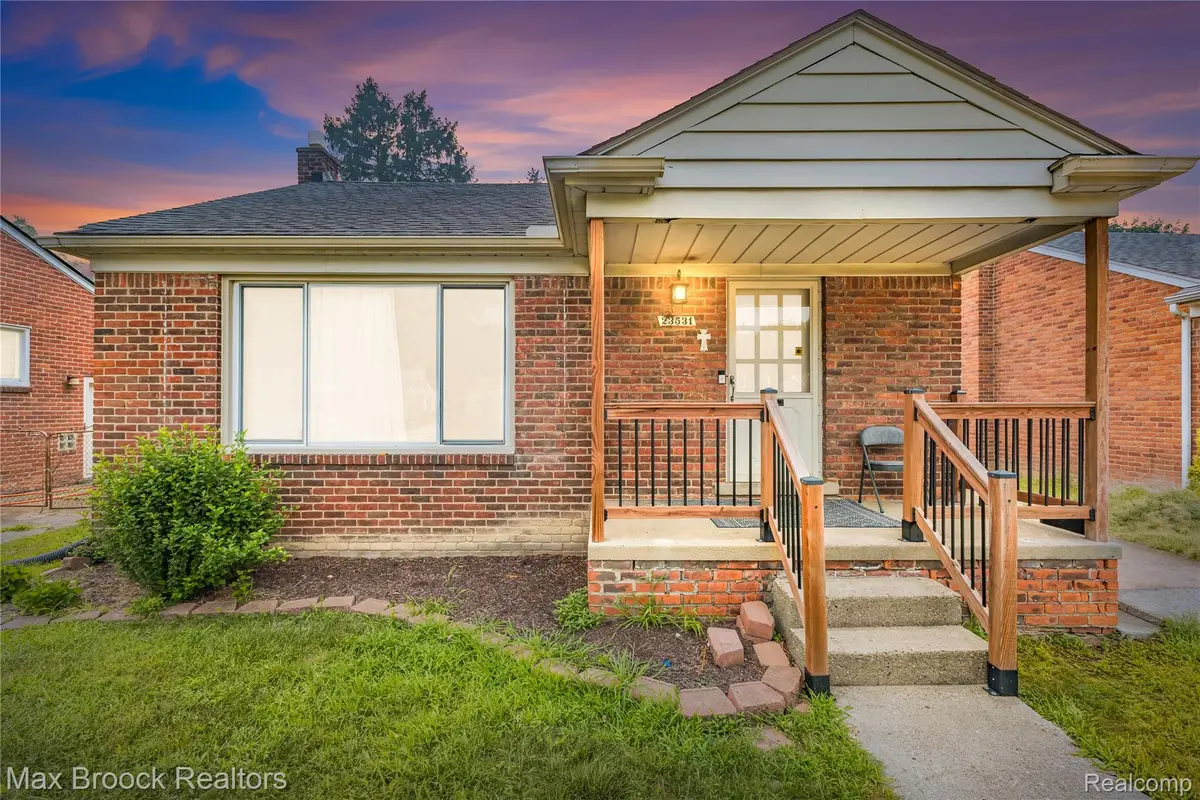 23531 Scotia Road, Oak Park, MI 48237 - #1