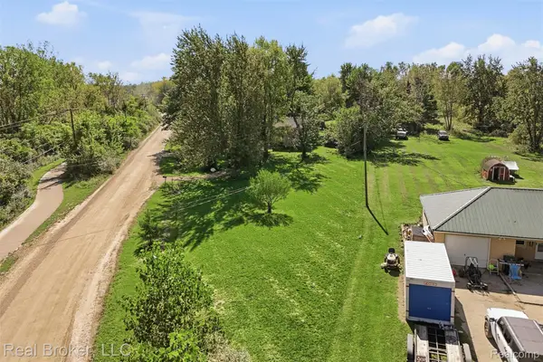 VL Huron Road, FlatRock, MI 48134