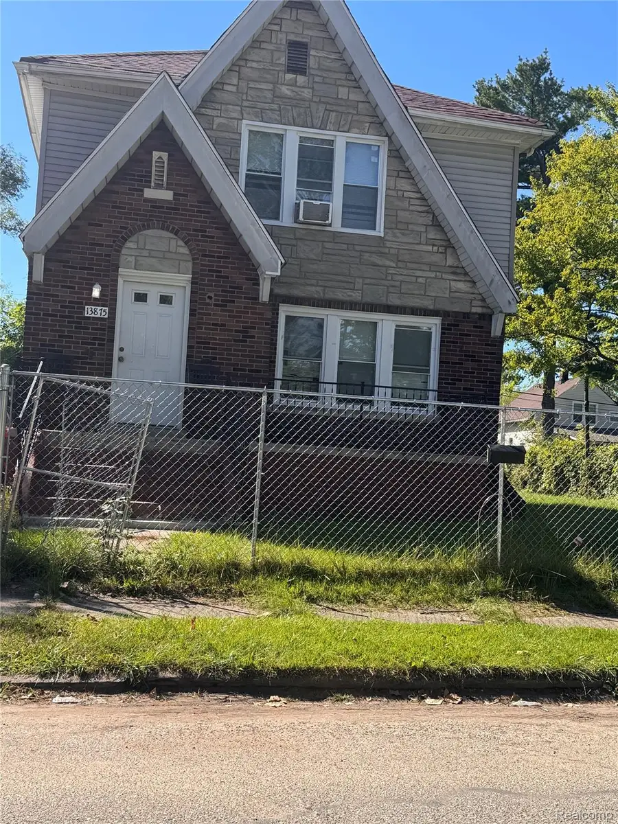 13875 Gallagher Street, Hamtramck, MI 48212 - #2