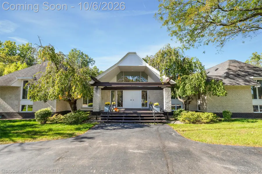 23249 Morningside Street, Southfield, MI 48034 - #2