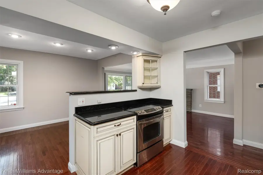 410 Catalpa Drive, Royal Oak, MI 48067 - #3