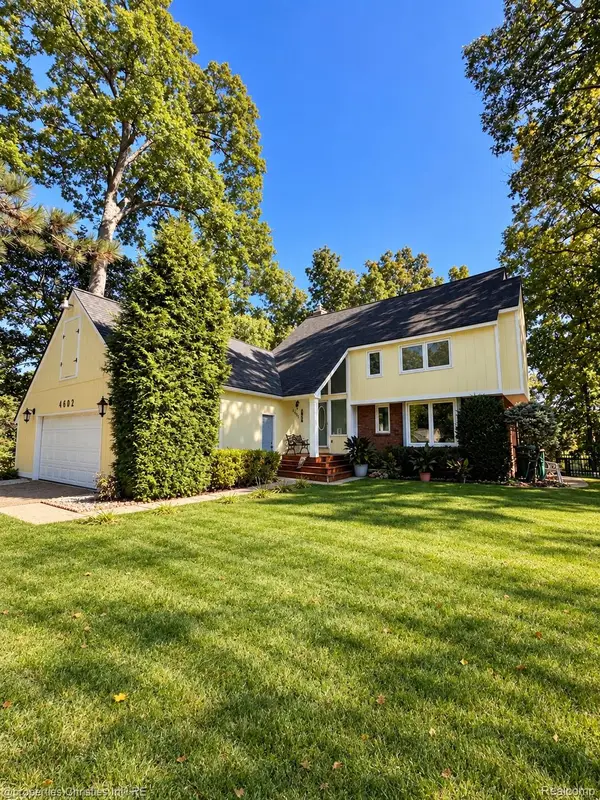 4602 Curtis Lane, Clarkston, MI 48346