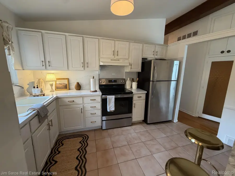 22518 Avalon Street, Saint Clair Shores, MI 48080 - #2
