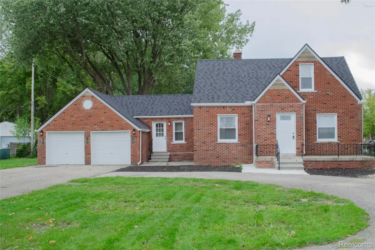 15960 Martin Road, Roseville, MI 48066 - #1