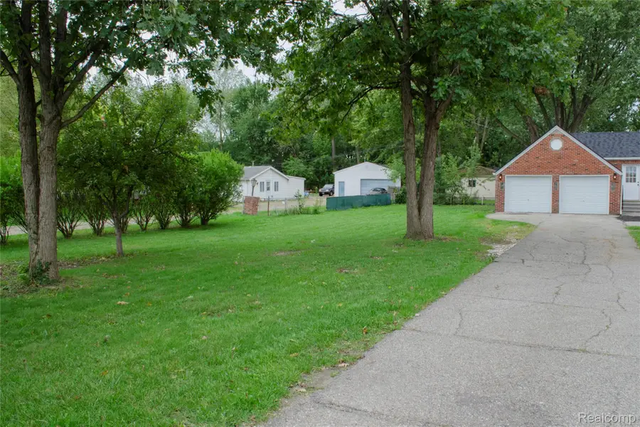 15960 Martin Road, Roseville, MI 48066 - #3