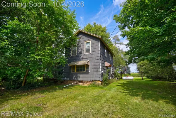8296 N Center Road, MtMorris, MI 48458