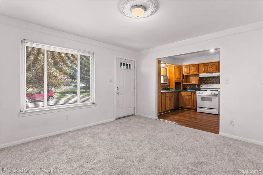 11252 Jewett Avenue, Warren, MI 48089 - #3
