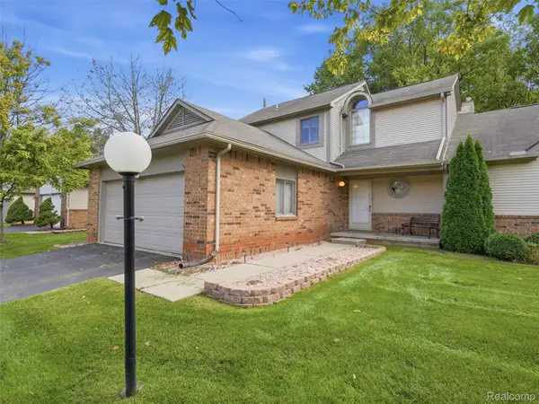 32837 Chapman Circle, Westland, MI 48185
