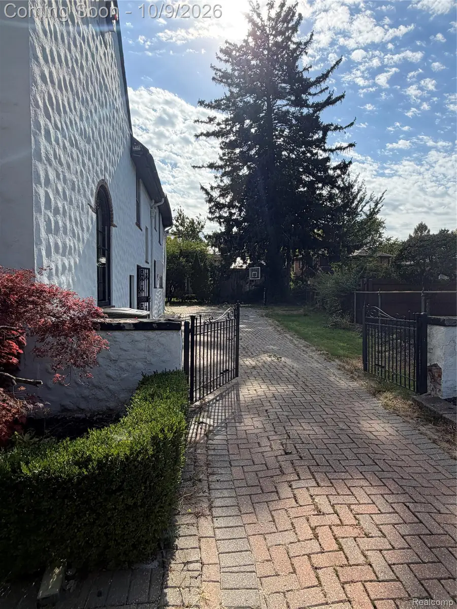 1603 Balmoral Drive, Detroit, MI 48203 - #2