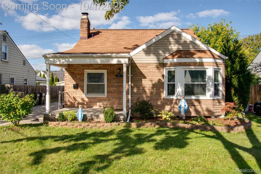 21609 Gaukler Street, Saint Clair Shores, MI 48080 - #3