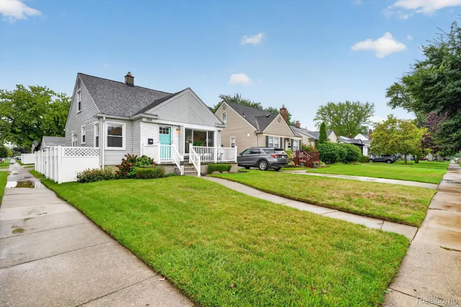 3188 Ellwood Avenue, Berkley, MI 48072 - #2