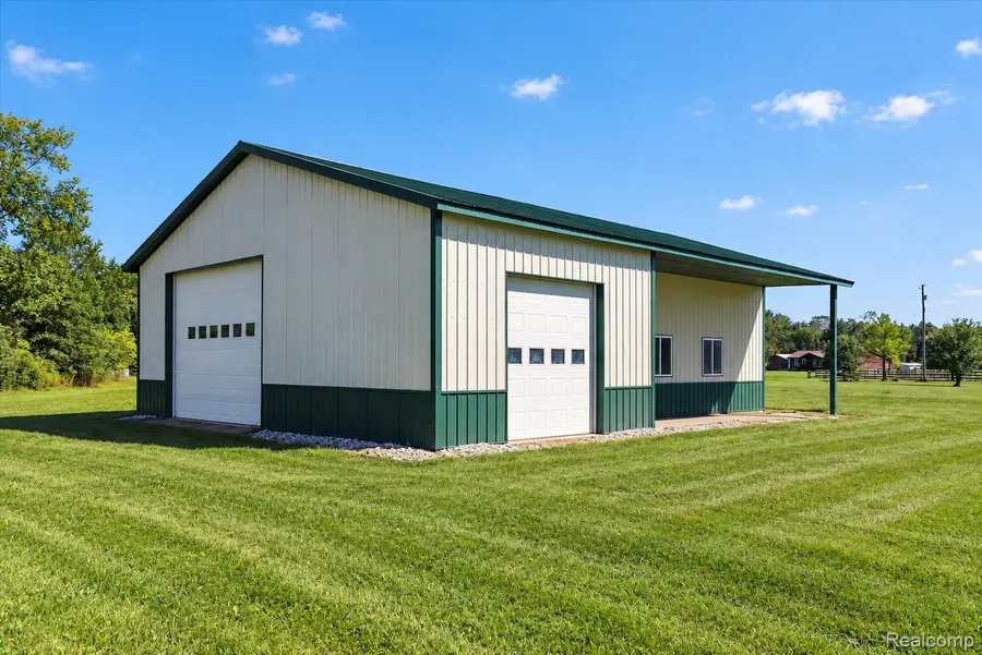 800 Mary Lee Drive, Carleton, MI 48117 - #3