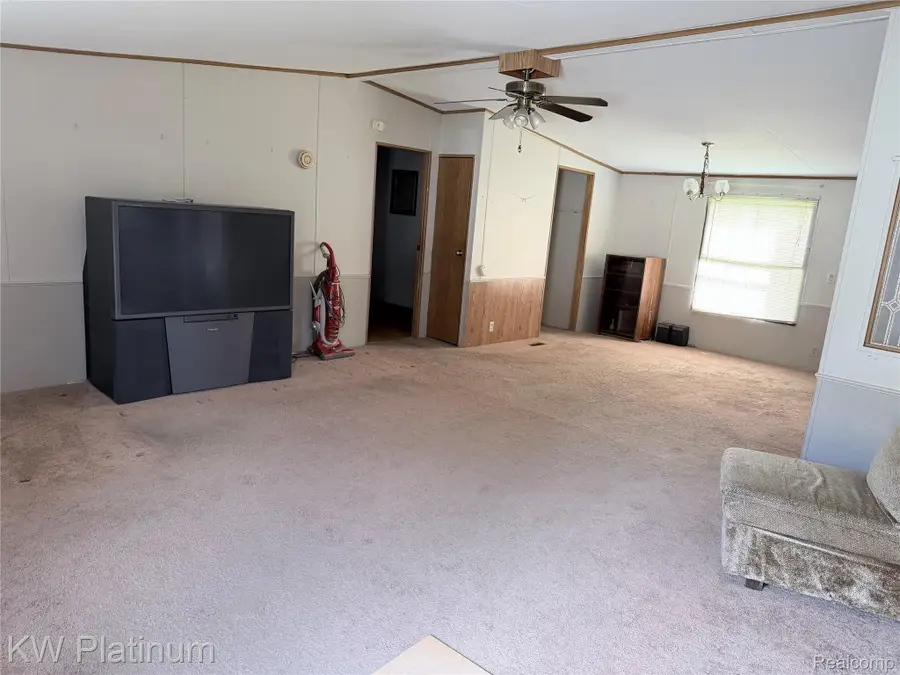 350 Ivy Drive, Belleville, MI 48111 - #3