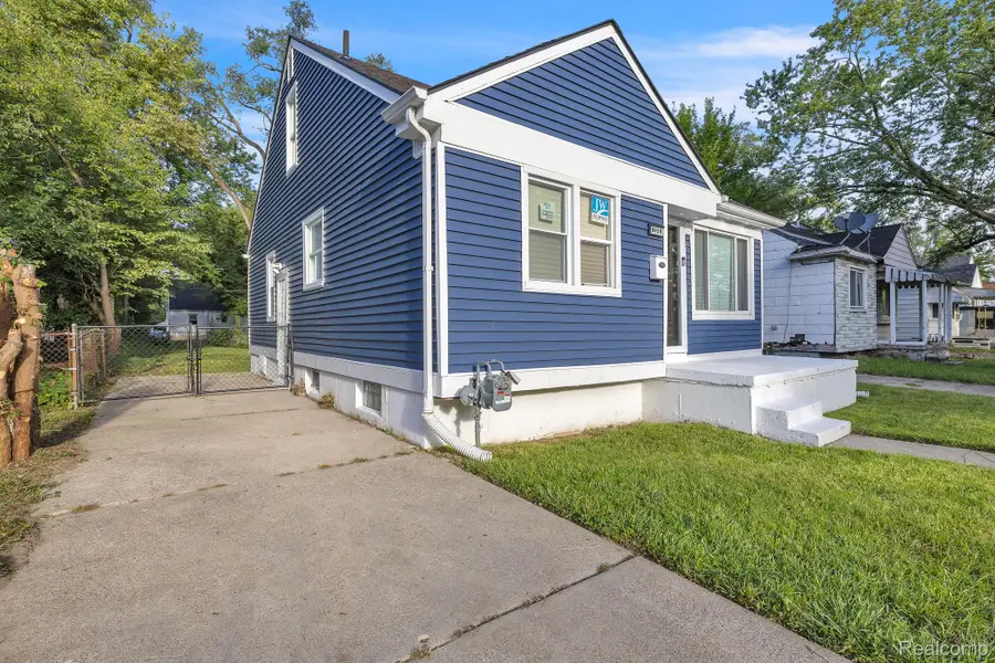 8459 Pierson Street, Detroit, MI 48228 - #3