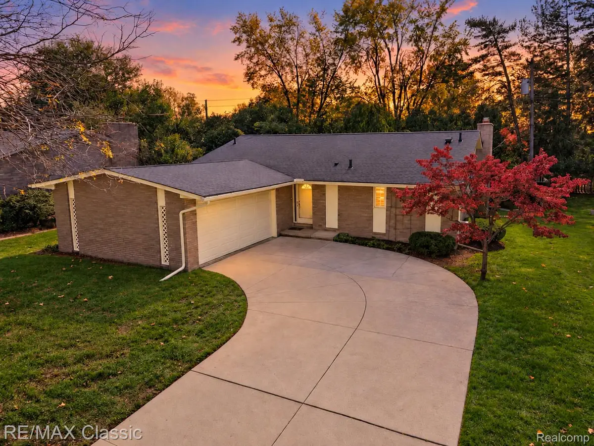 30250 Pleasant Trail, Southfield, MI 48076 - #1