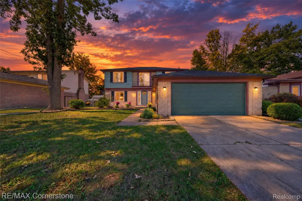 20672 Foxboro Street, Riverview, MI 48193 - #1