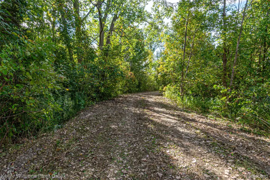 7699 Arnold Road, Fair Haven, MI 48023 - #3