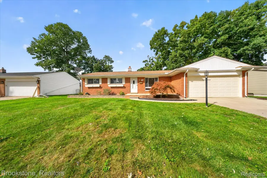 3953 Percy King Road, Waterford, MI 48329 - #3