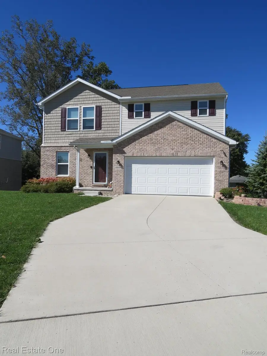10884 Island Lake Drive, Taylor, MI 48180 - #2