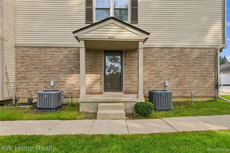 3216 High Pointe Ridge Road, Orion, MI 48359 - #3
