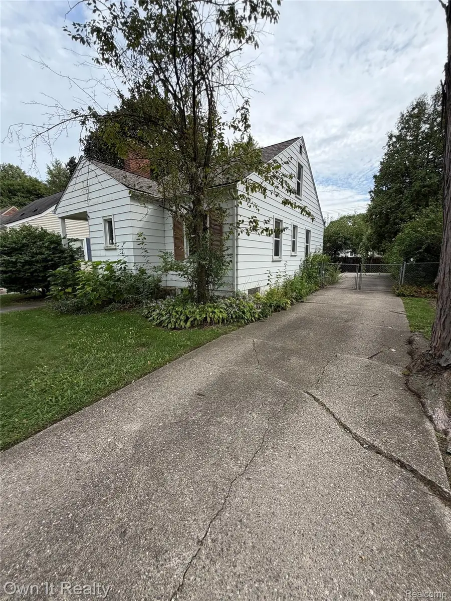 923 Orchard Grove Drive, Royal Oak, MI 48067 - #3