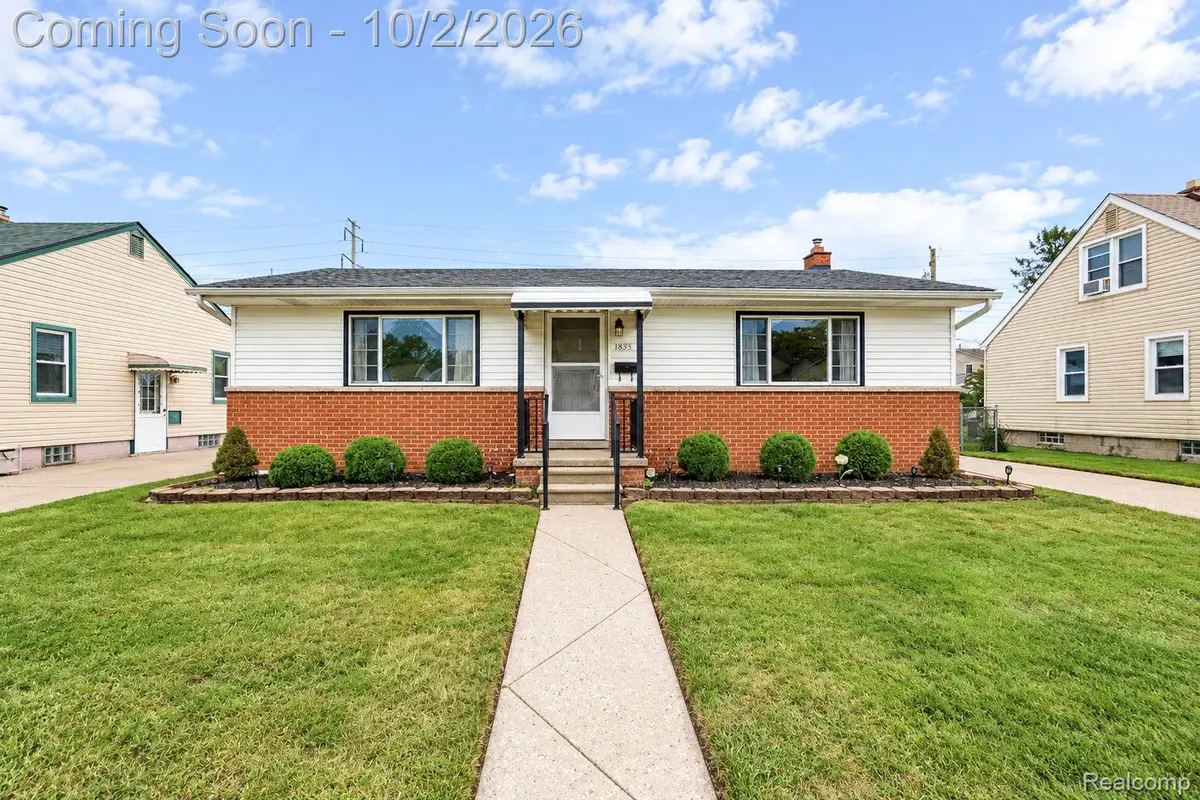 1835 10th Street, Wyandotte, MI 48192 - #1