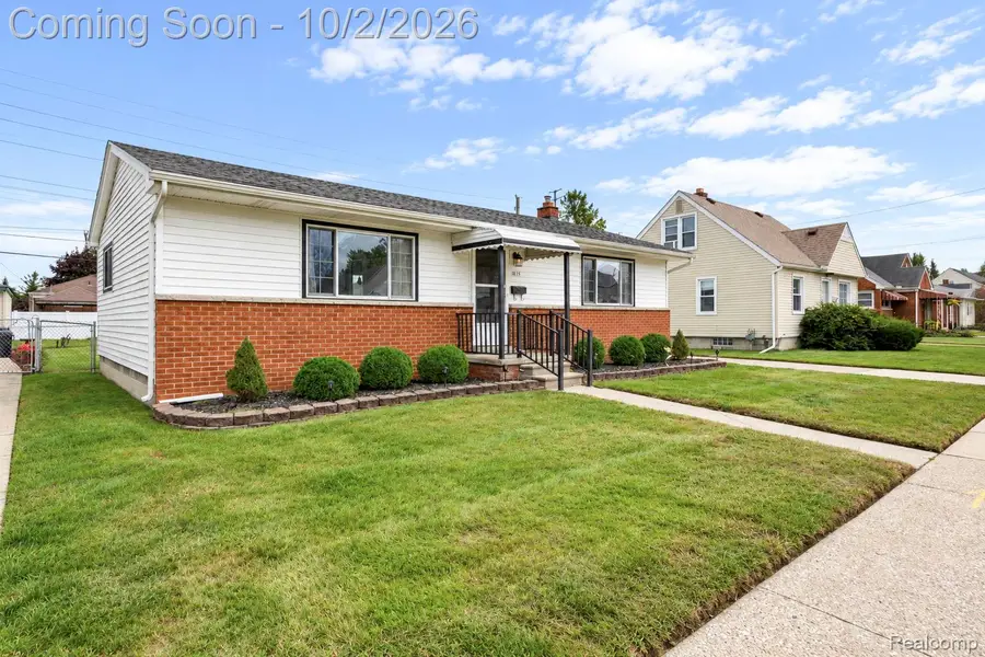 1835 10th Street, Wyandotte, MI 48192 - #2