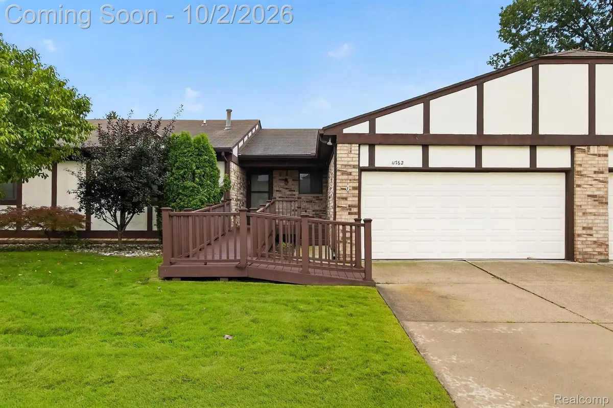 11762 Dorothy Lane, Warren, MI 48093 - #1
