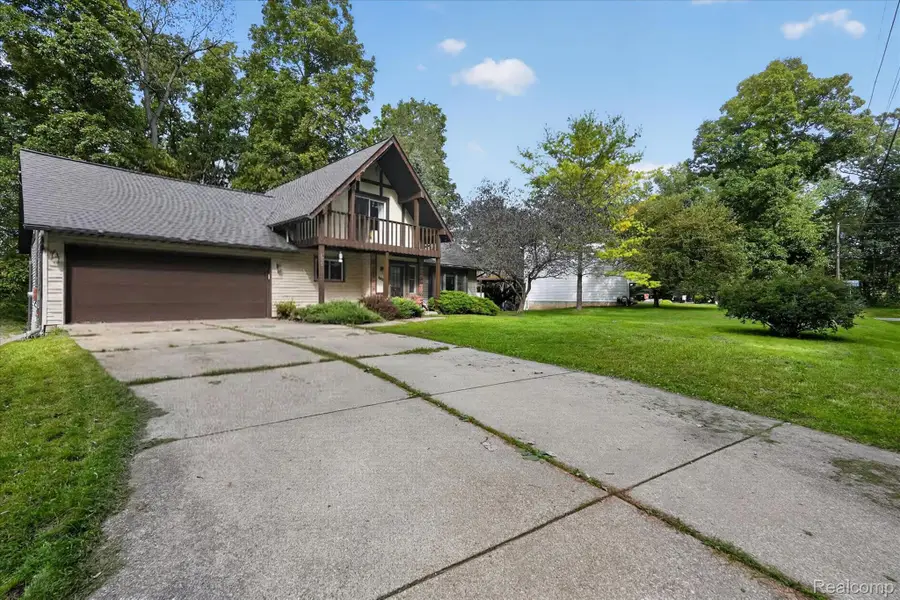 4491 Impala Drive, Holly, MI 48442 - #2